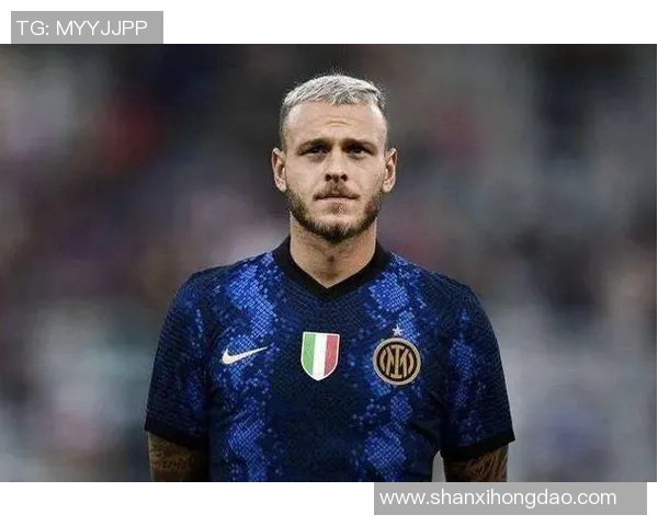 盘点足球场上多面手球星谁能攻守兼备全面展现独特魅力